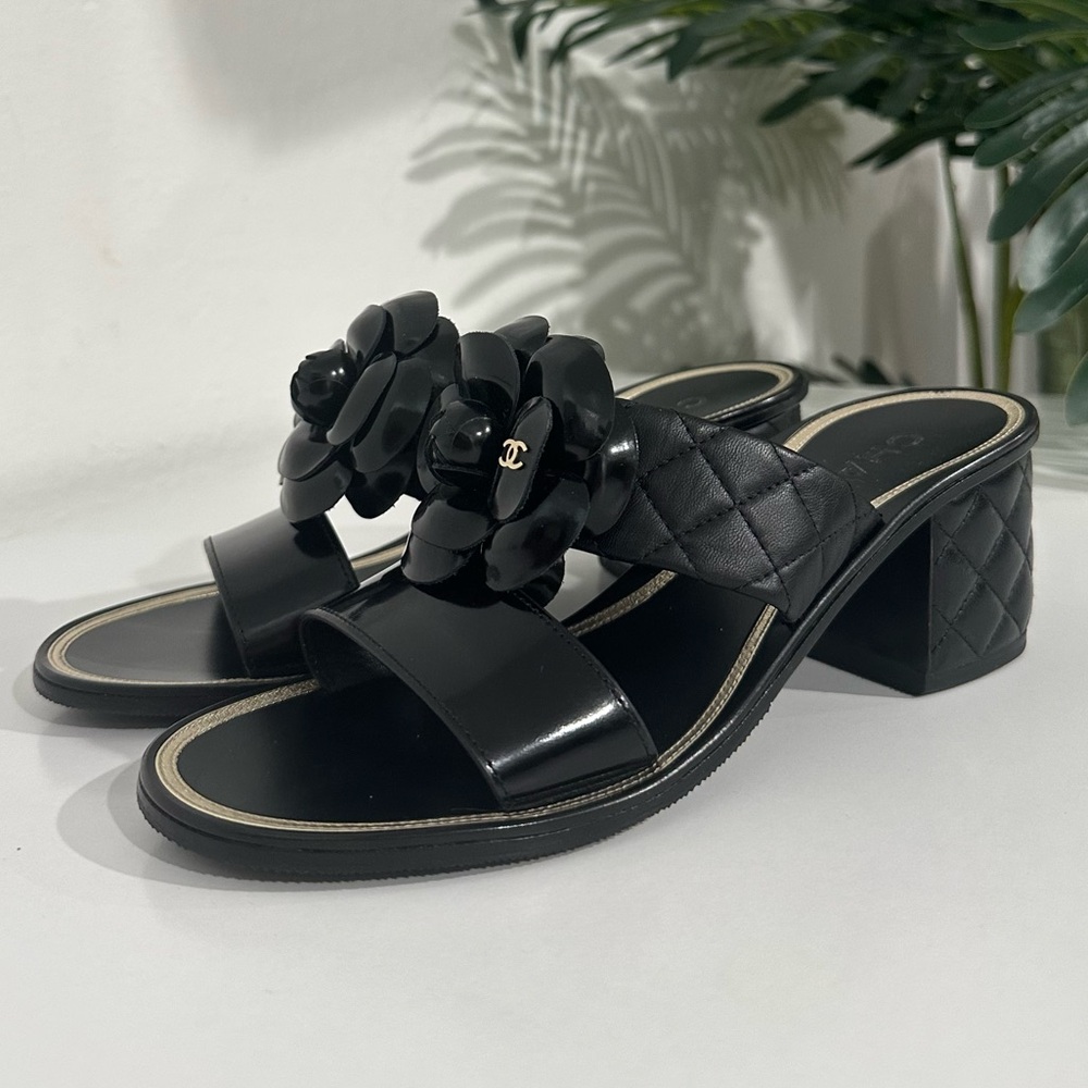 Chanel Black Quilted Leather Camellia Sandals Size 36 1/2